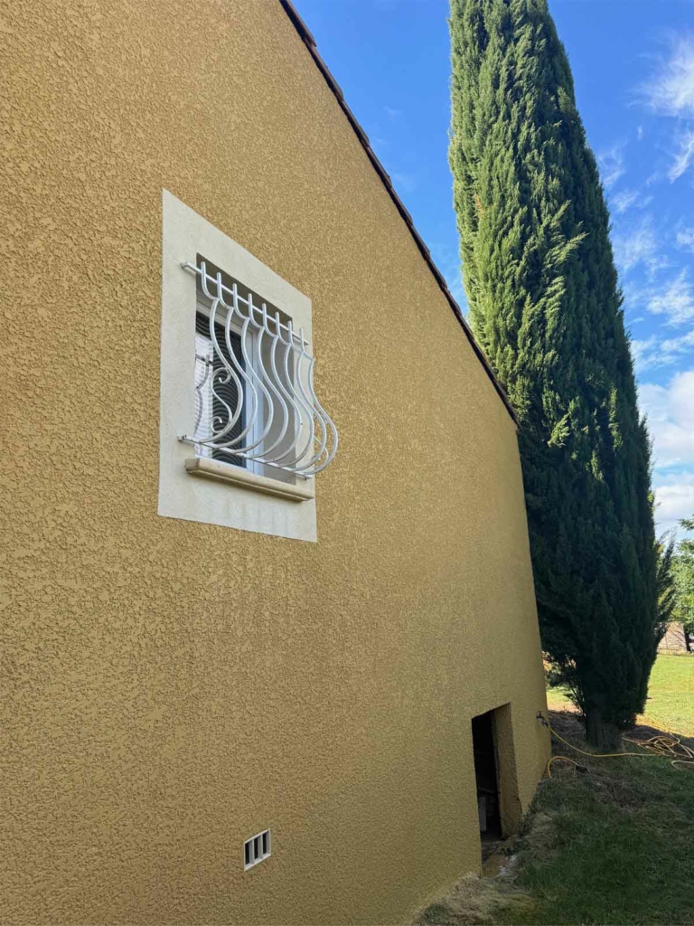 Façade maison après nettoyage de façade par R Sud Drone