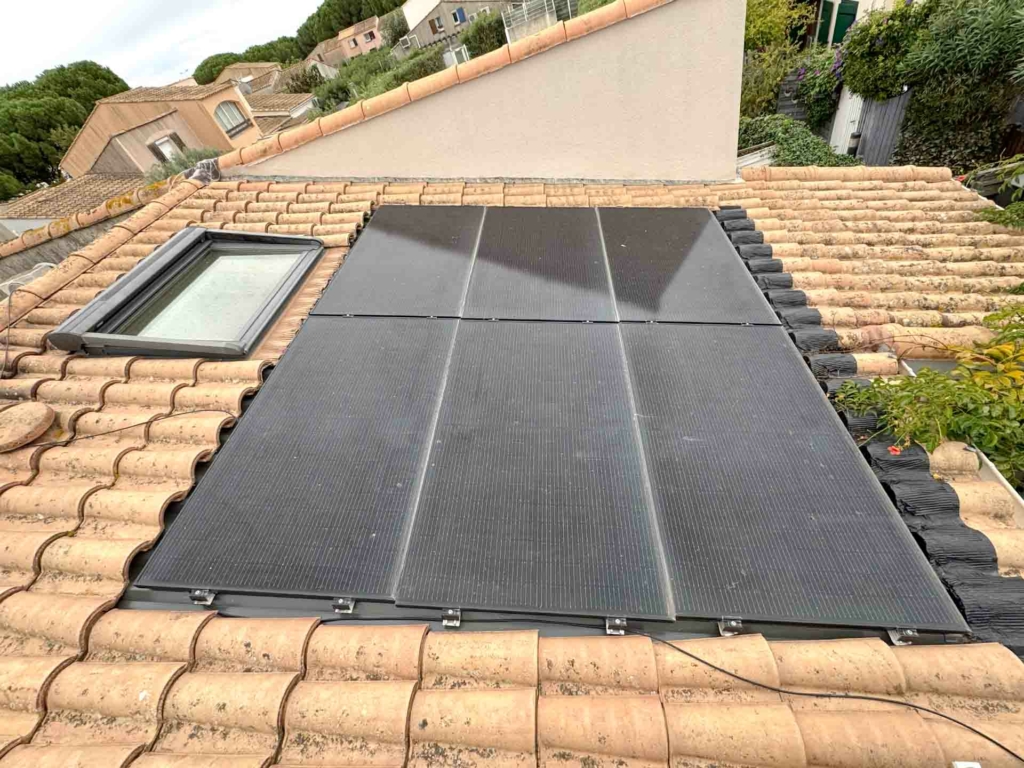 Nettoyage panneau solaire par R SUD DRONE Gard AVANT